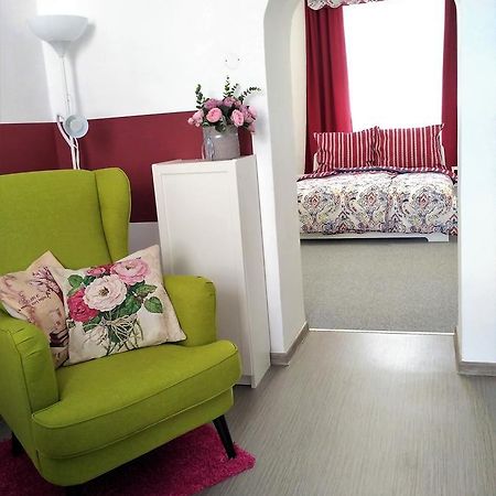 Apartmán 4U Centrum + free parking Apartman Alamóc Kültér fotó